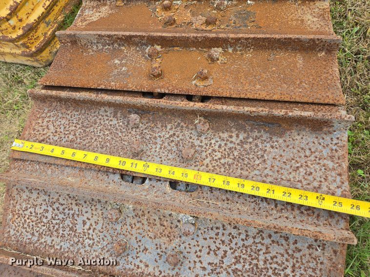 image for item EQ2534 Caterpillar D5G LGP dozer