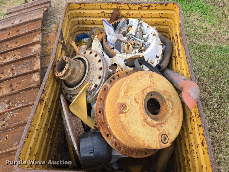 image for item EQ2534 Caterpillar D5G LGP dozer