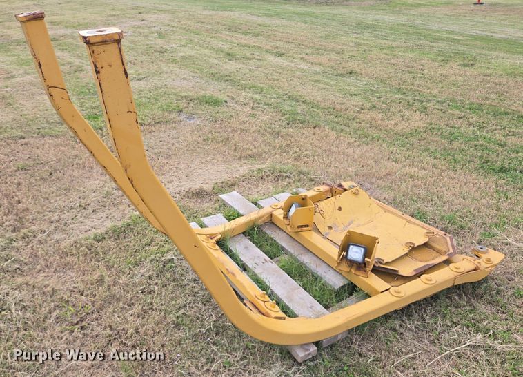 image for item EQ2534 Caterpillar D5G LGP dozer
