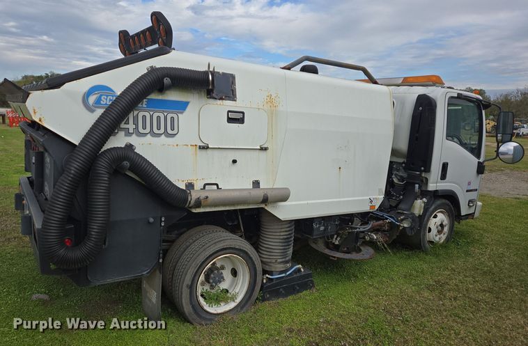 image for item EQ2535 2009 GMC W5500 street sweeper truck
