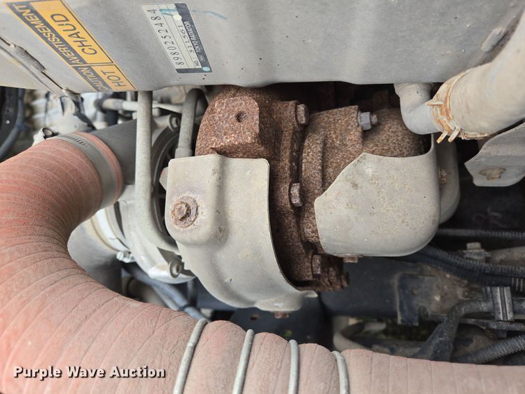 image for item EQ2535 2009 GMC W5500 street sweeper truck