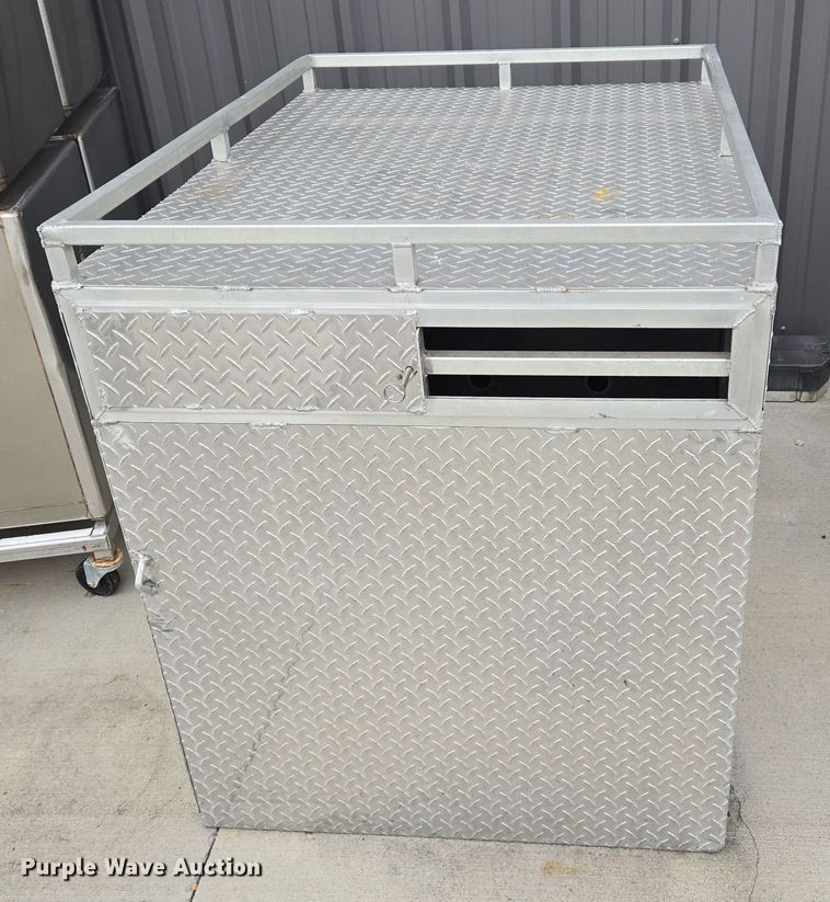 image for item EQ2537 Old South Boxes truck bed dog box