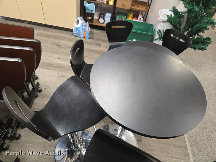 image for item EQ2550 Furniture