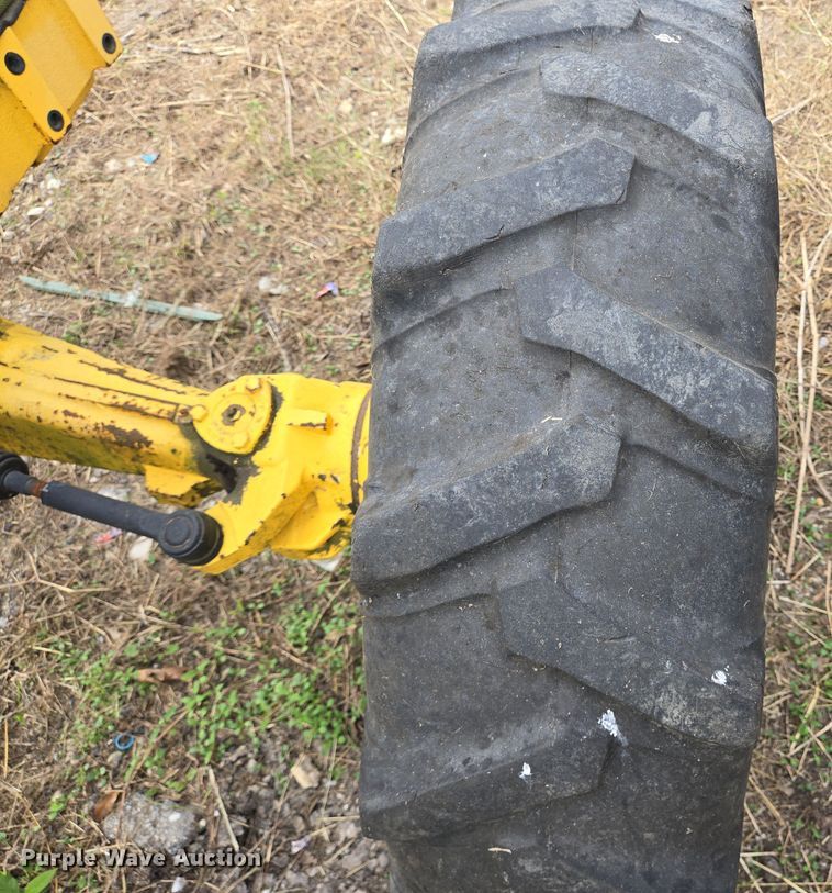 image for item EQ2554 2011 New Holland T4030 MFWD tractor