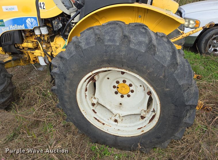 image for item EQ2554 2011 New Holland T4030 MFWD tractor