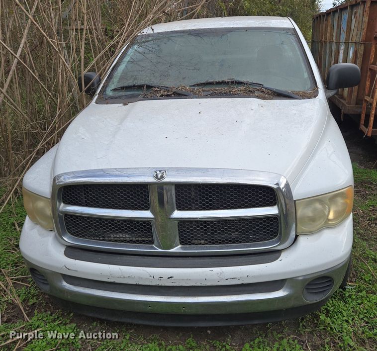 image for item EQ2556 2004 Dodge Ram 1500 Quad Cab pickup truck