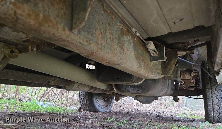 image for item EQ2556 2004 Dodge Ram 1500 Quad Cab pickup truck