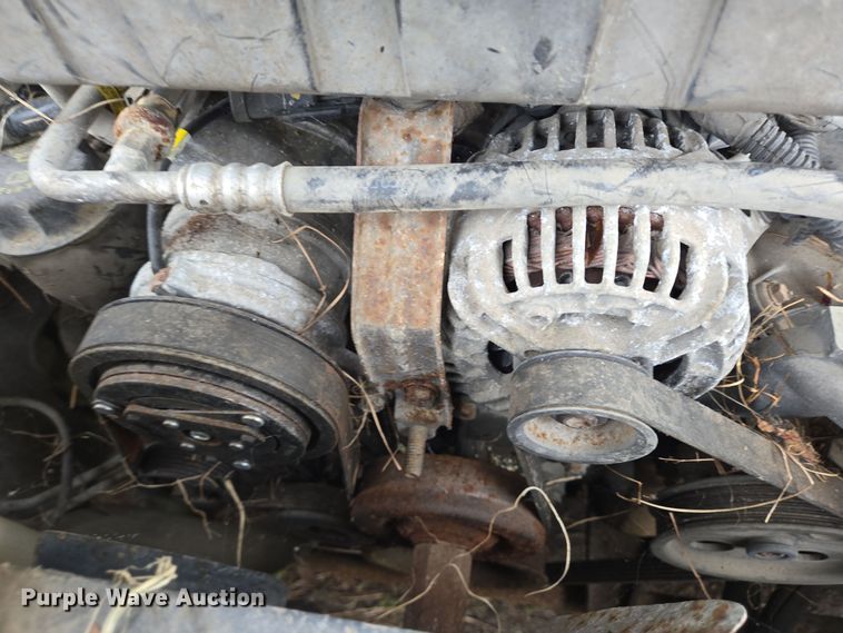 image for item EQ2556 2004 Dodge Ram 1500 Quad Cab pickup truck