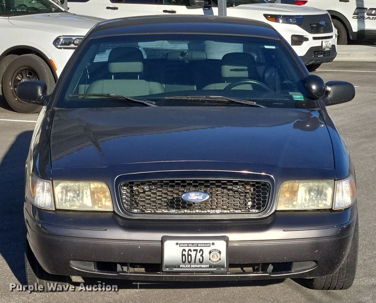image for item EQ3667 2009 Ford Crown Victoria Police Interceptor 