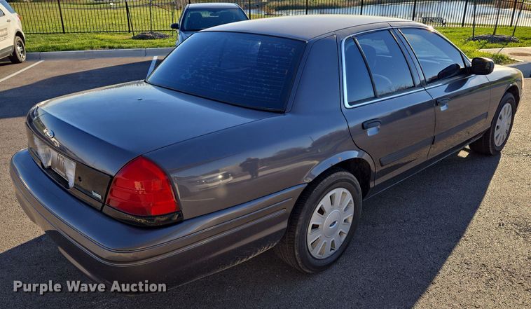 image for item EQ3667 2009 Ford Crown Victoria Police Interceptor 