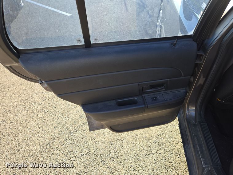 image for item EQ3667 2009 Ford Crown Victoria Police Interceptor 