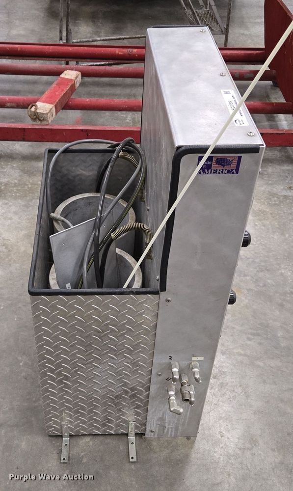 image for item EQ3789 Breathing Air Systems  M2779 oxygen fill station 