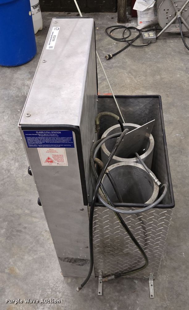 image for item EQ3789 Breathing Air Systems  M2779 oxygen fill station 