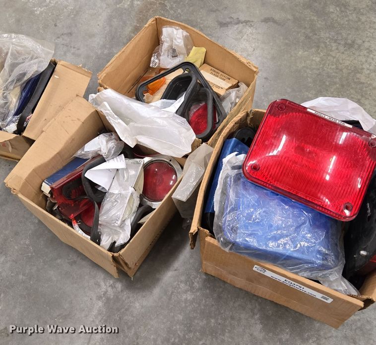 image for item EQ3791 Automotive lights