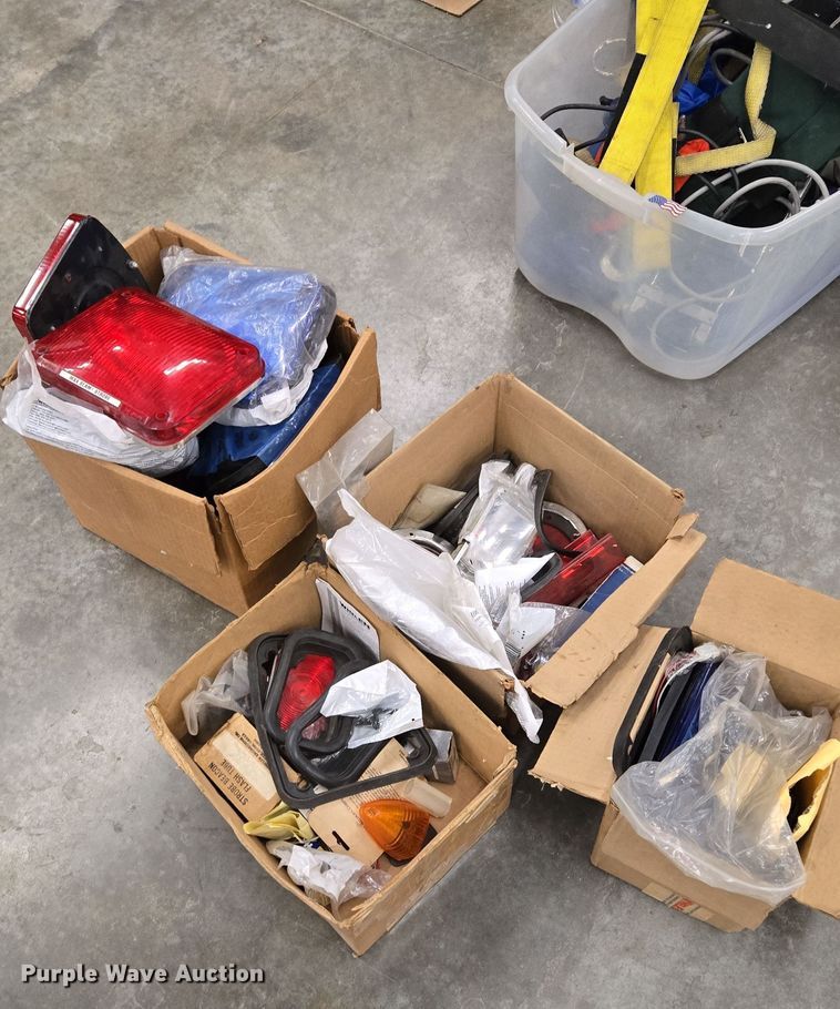 image for item EQ3791 Automotive lights