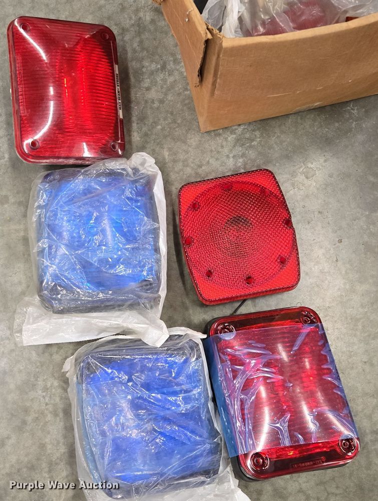 image for item EQ3791 Automotive lights