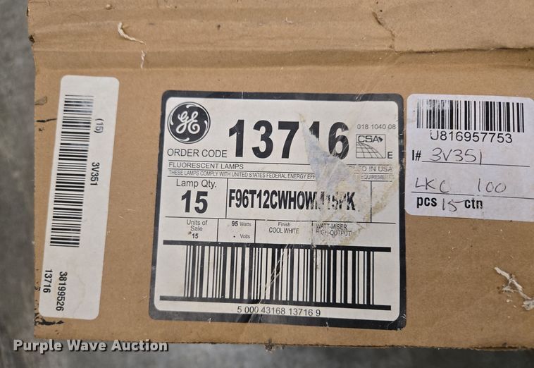 image for item EQ3794 Approximately 40 light bulbs 