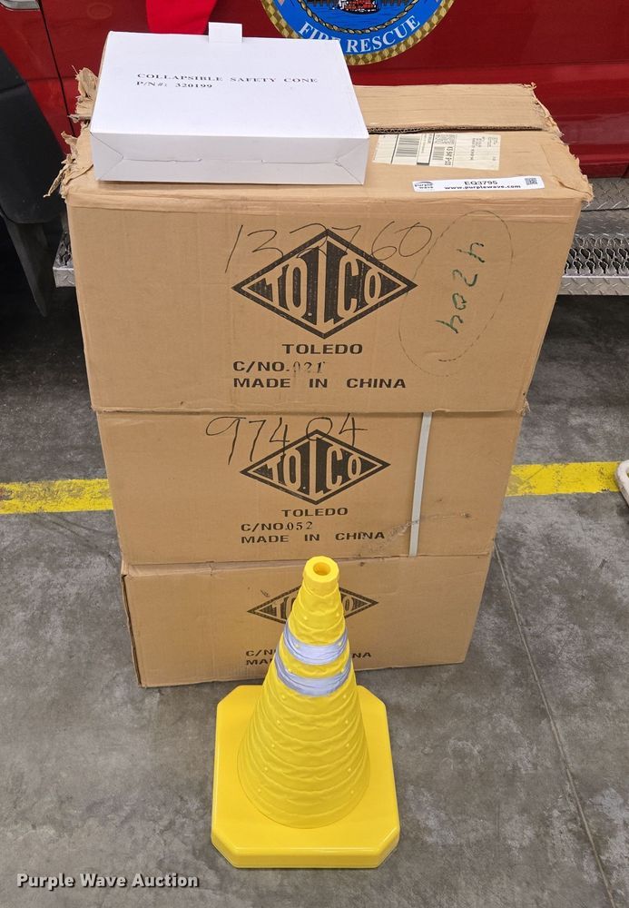 image for item EQ3795 (30) Tolco collapsible cones 