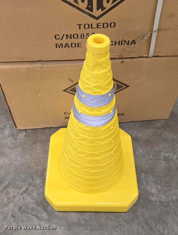 image for item EQ3795 (30) Tolco collapsible cones 