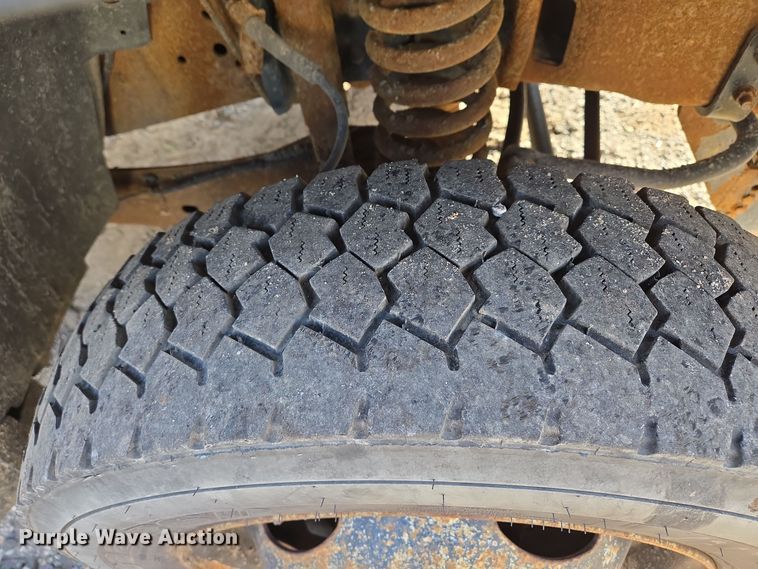 image for item EQ3834 2006 Ford  F550 Super Duty dump truck