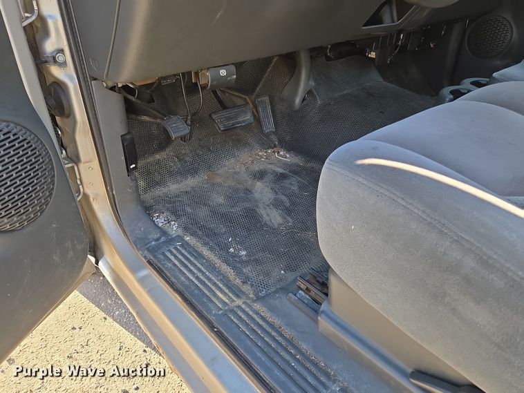 image for item EQ3835 2007 Chevrolet  Silverado 1500 Ext. Cab pickup truck