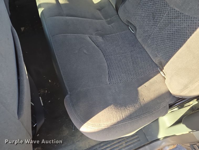 image for item EQ3835 2007 Chevrolet  Silverado 1500 Ext. Cab pickup truck