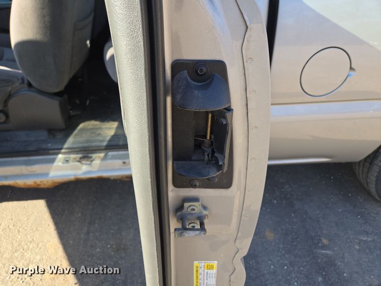 image for item EQ3835 2007 Chevrolet  Silverado 1500 Ext. Cab pickup truck