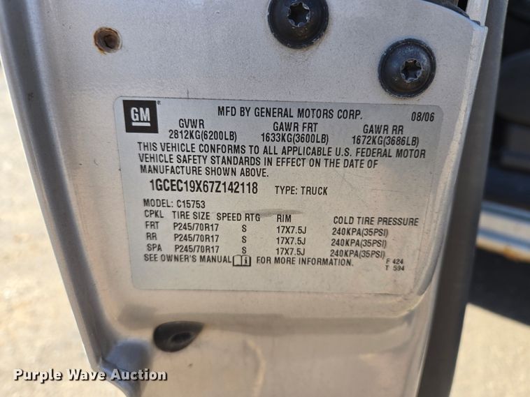 image for item EQ3835 2007 Chevrolet  Silverado 1500 Ext. Cab pickup truck