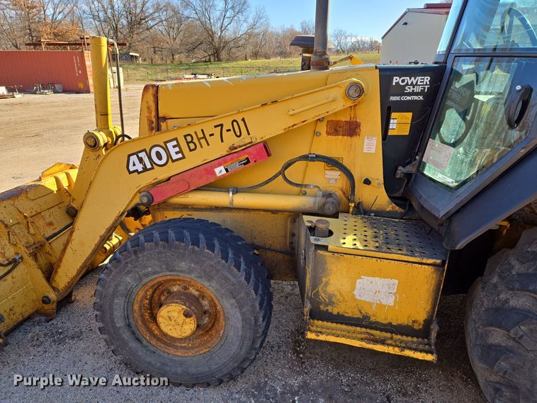 image for item EQ3837 2000 John Deere  410E backhoe