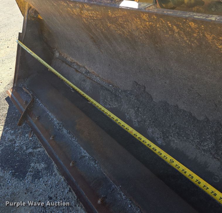 image for item EQ3837 2000 John Deere  410E backhoe