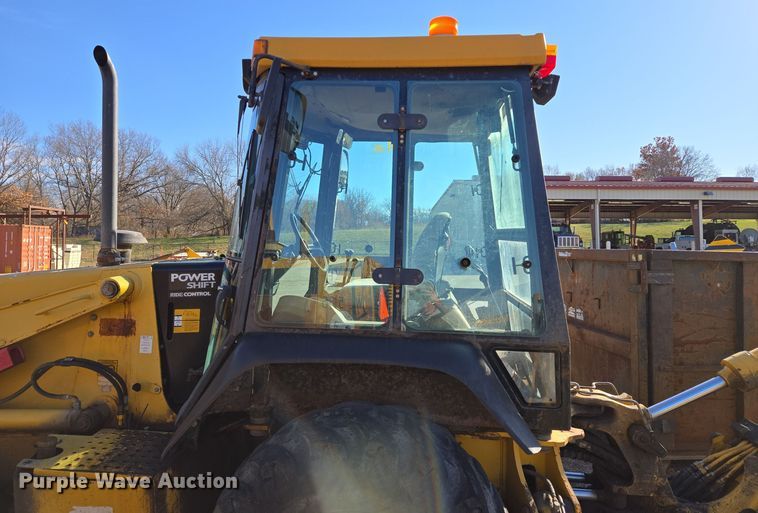 image for item EQ3837 2000 John Deere  410E backhoe