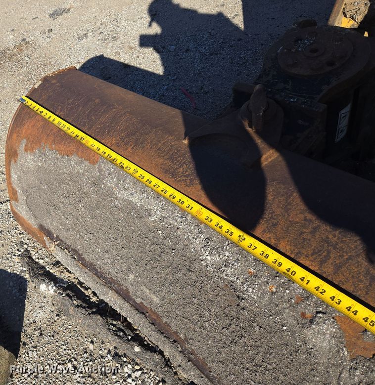 image for item EQ3837 2000 John Deere  410E backhoe