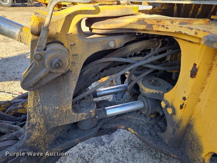 image for item EQ3837 2000 John Deere  410E backhoe