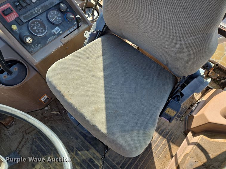 image for item EQ3837 2000 John Deere  410E backhoe