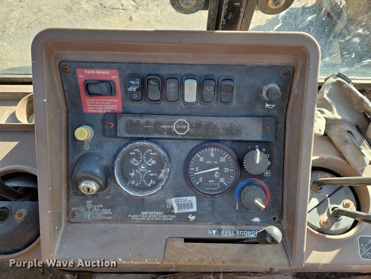 image for item EQ3837 2000 John Deere  410E backhoe