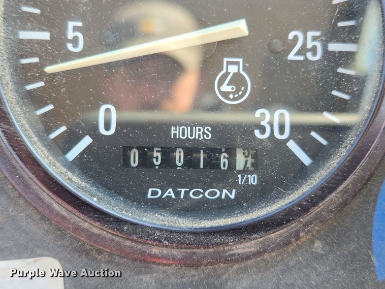 image for item EQ3837 2000 John Deere  410E backhoe