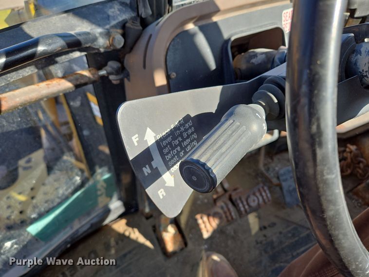 image for item EQ3837 2000 John Deere  410E backhoe