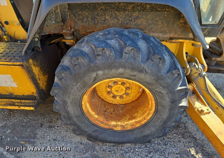 image for item EQ3837 2000 John Deere  410E backhoe