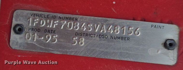 image for item ER5046 1995 Ford F700 spreader truck