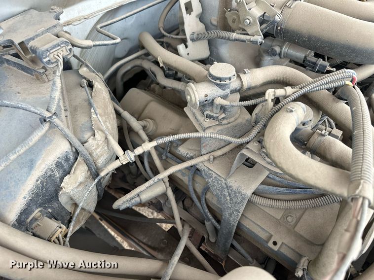 image for item ER8212 1993 Ford F450 Super Duty dump truck