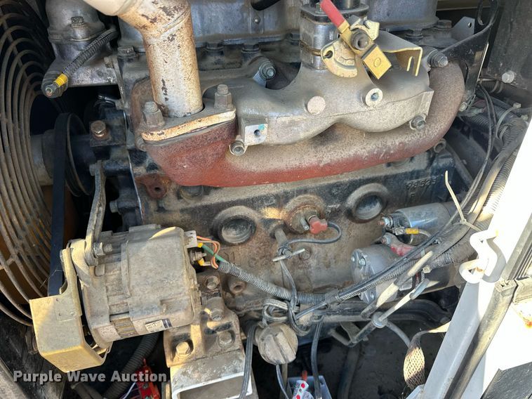 image for item ER8436 Whisperwatt DCA-25SSIU generator