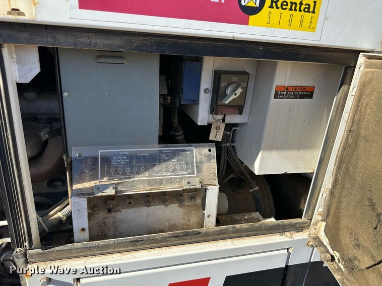 image for item ER8436 Whisperwatt DCA-25SSIU generator