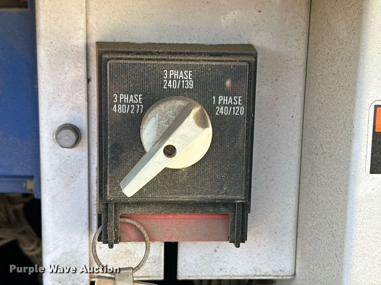 image for item ER8436 Whisperwatt DCA-25SSIU generator