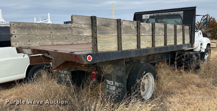 image for item ER8532 2000 GMC C6500 dump flatbed truck