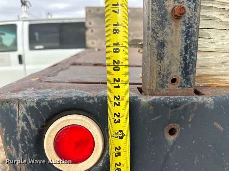 image for item ER8532 2000 GMC C6500 dump flatbed truck