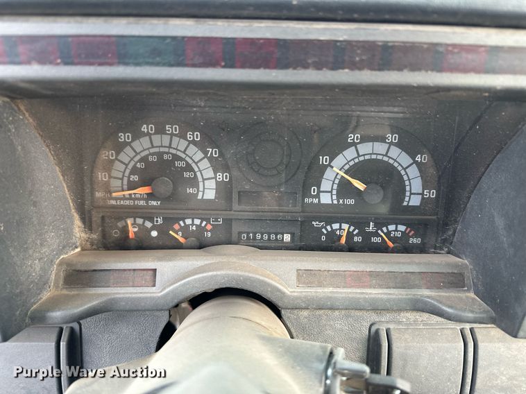 image for item ER8532 2000 GMC C6500 dump flatbed truck