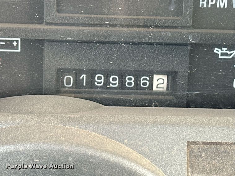 image for item ER8532 2000 GMC C6500 dump flatbed truck