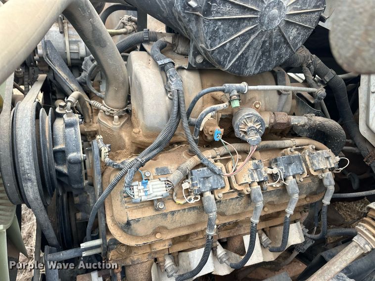 image for item ER8532 2000 GMC C6500 dump flatbed truck