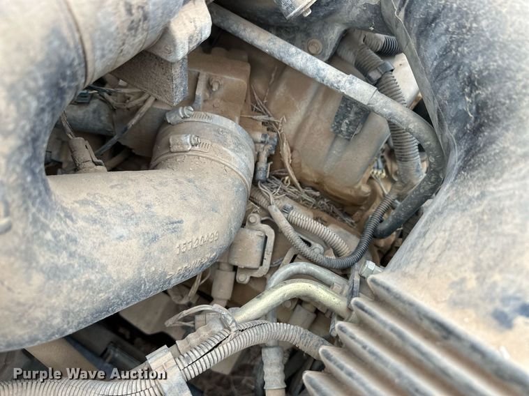 image for item ER8532 2000 GMC C6500 dump flatbed truck