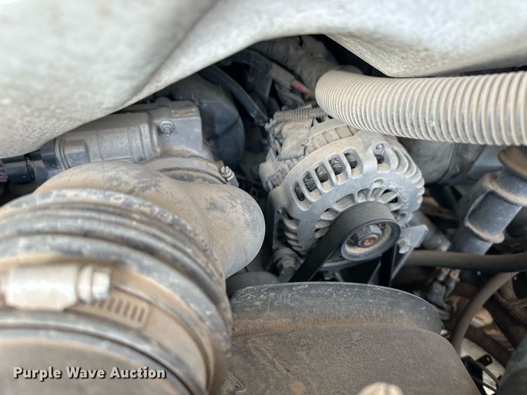 image for item ER8534 2004 Chevrolet Express 3500 van